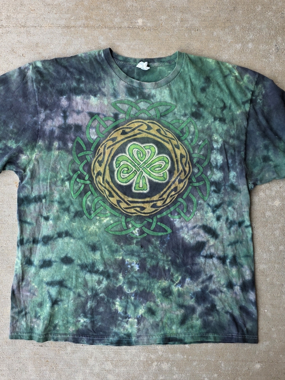 Vintage Delta Pro Weight Celtic Shamrock Tie Dye Tee Size 2XL